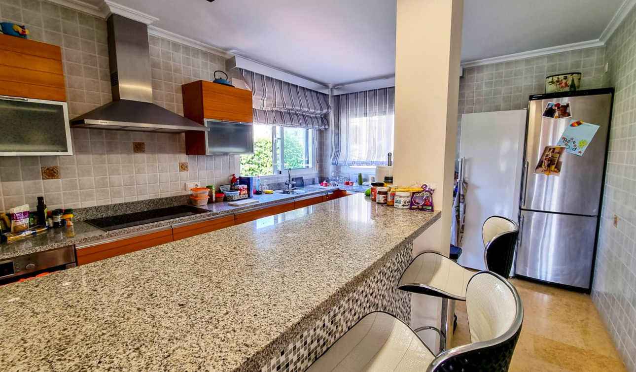 Reventa - Villa independiente - Torrevieja - La Mata