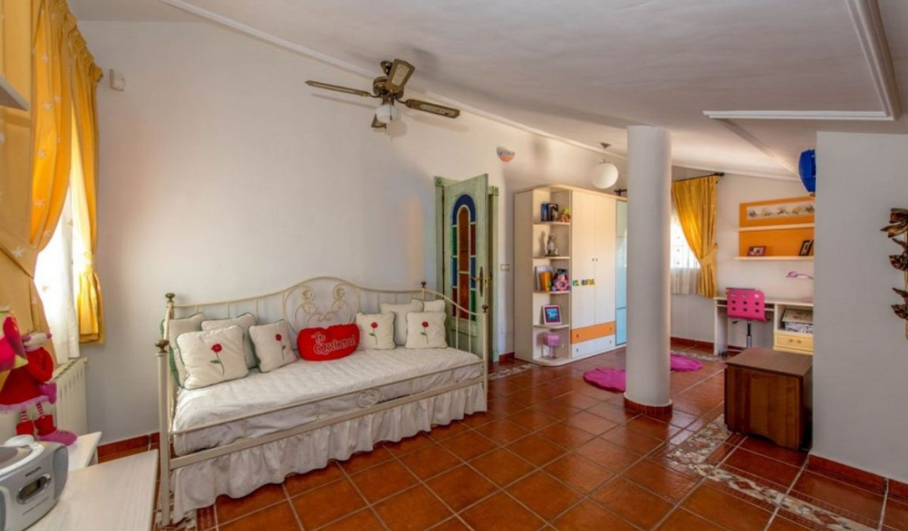 Reventa - Villa independiente - Torrevieja - La Mata