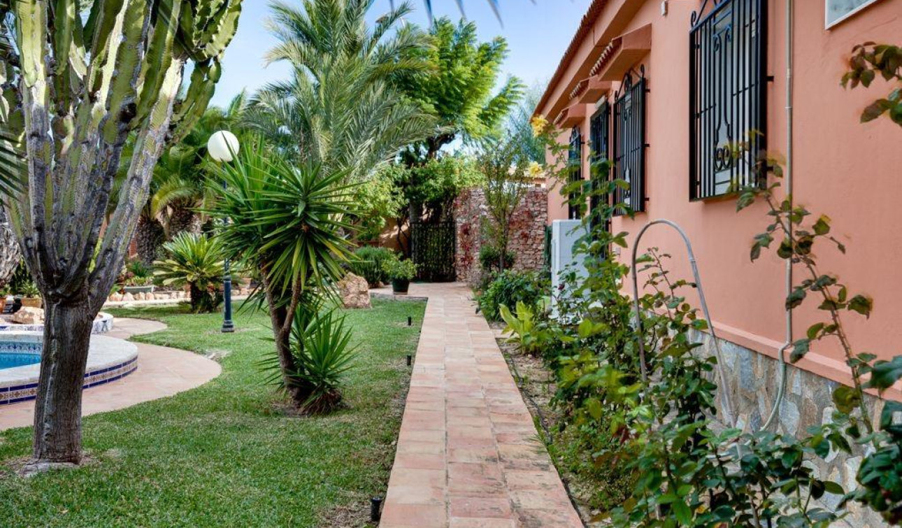 Reventa - Villa independiente - Torrevieja - La Siesta - El Salado - Torreta
