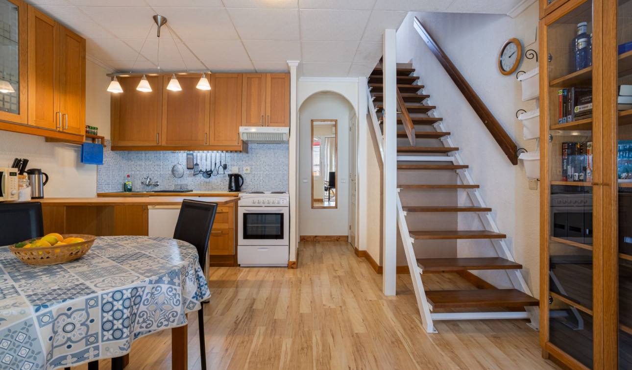 Reventa - Villa independiente - Torrevieja - La Siesta