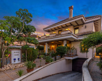 Reventa - Villa independiente - Torrevieja - La Veleta