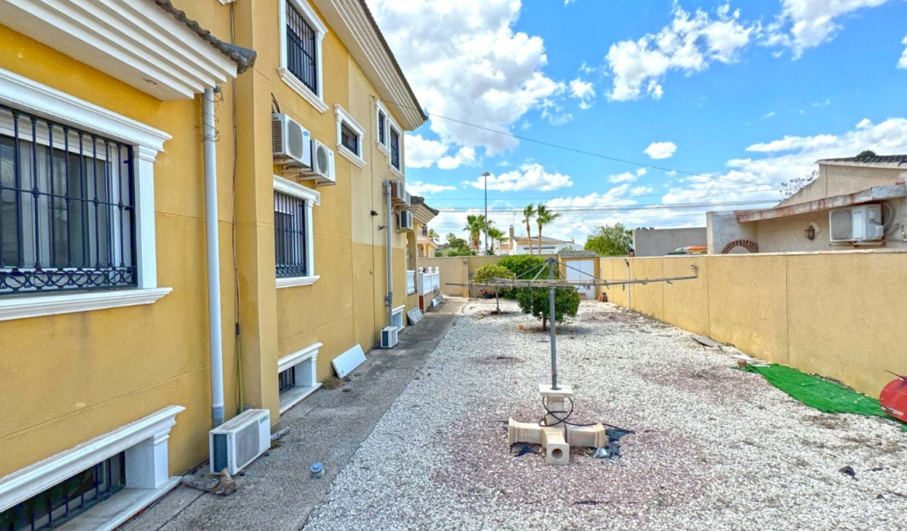 Reventa - Villa independiente - Torrevieja - Los Balcones - Los Altos del Edén