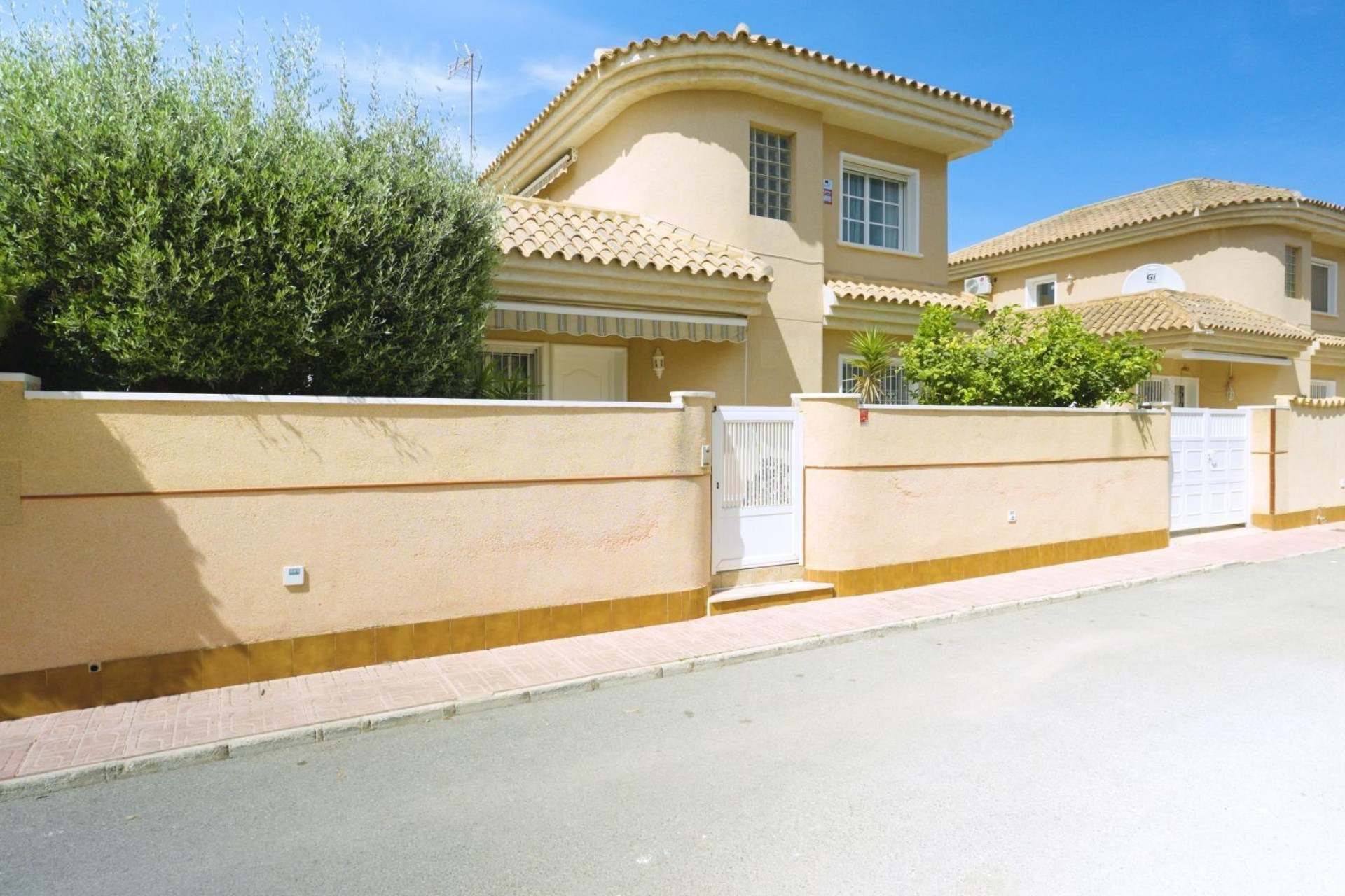 Reventa - Villa independiente - Torrevieja - Los Balcones - Los Altos del Edén