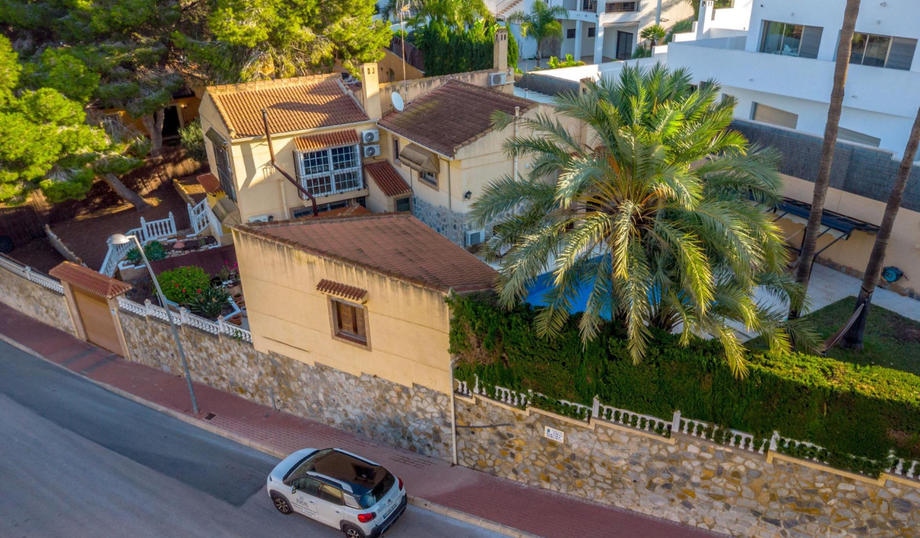 Reventa - Villa independiente - Torrevieja - Los balcones