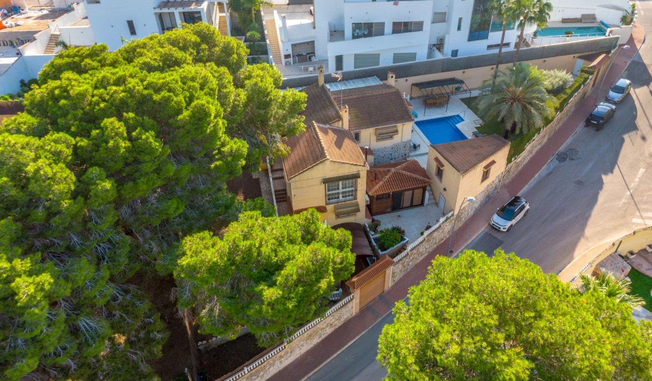 Reventa - Villa independiente - Torrevieja - Los balcones