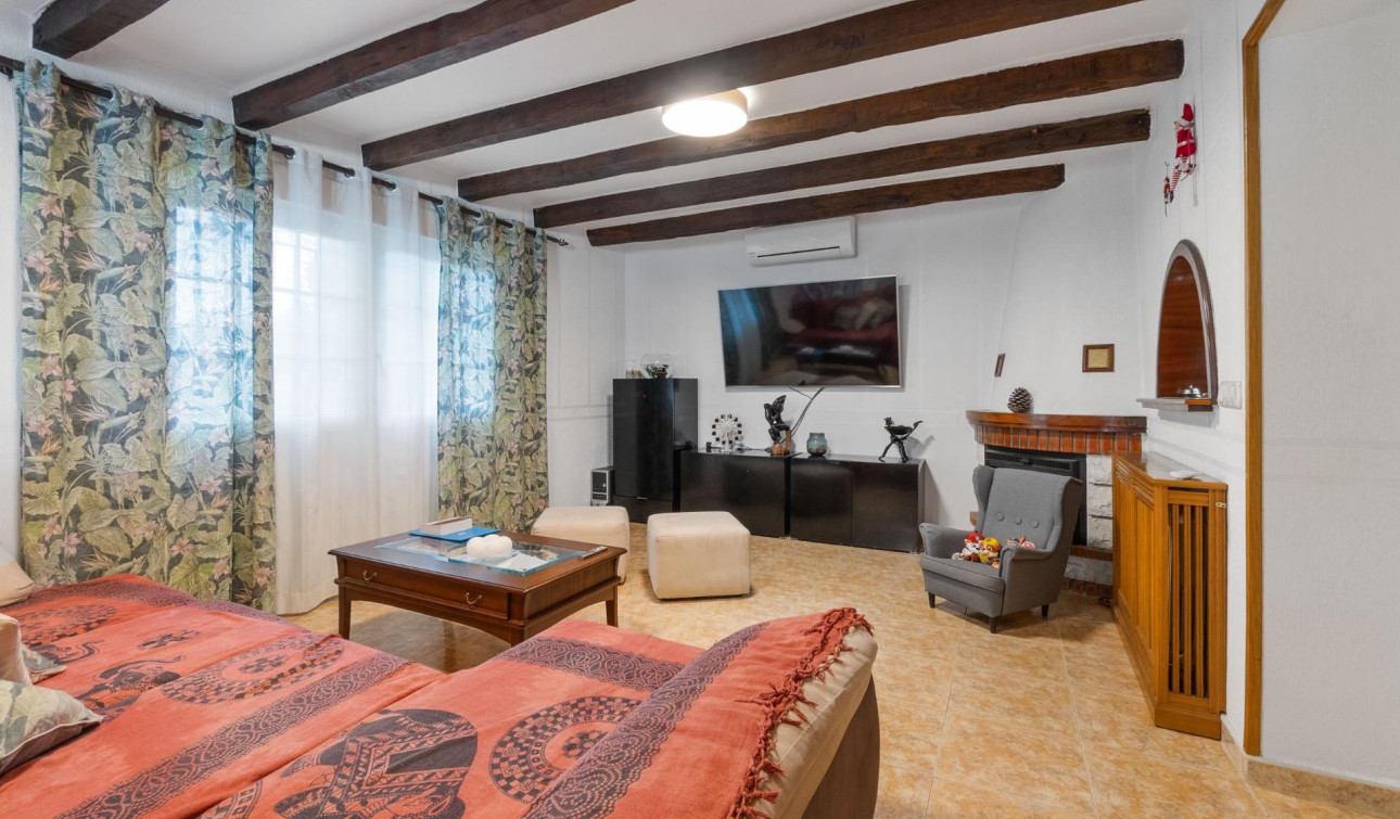 Reventa - Villa independiente - Torrevieja - Los balcones