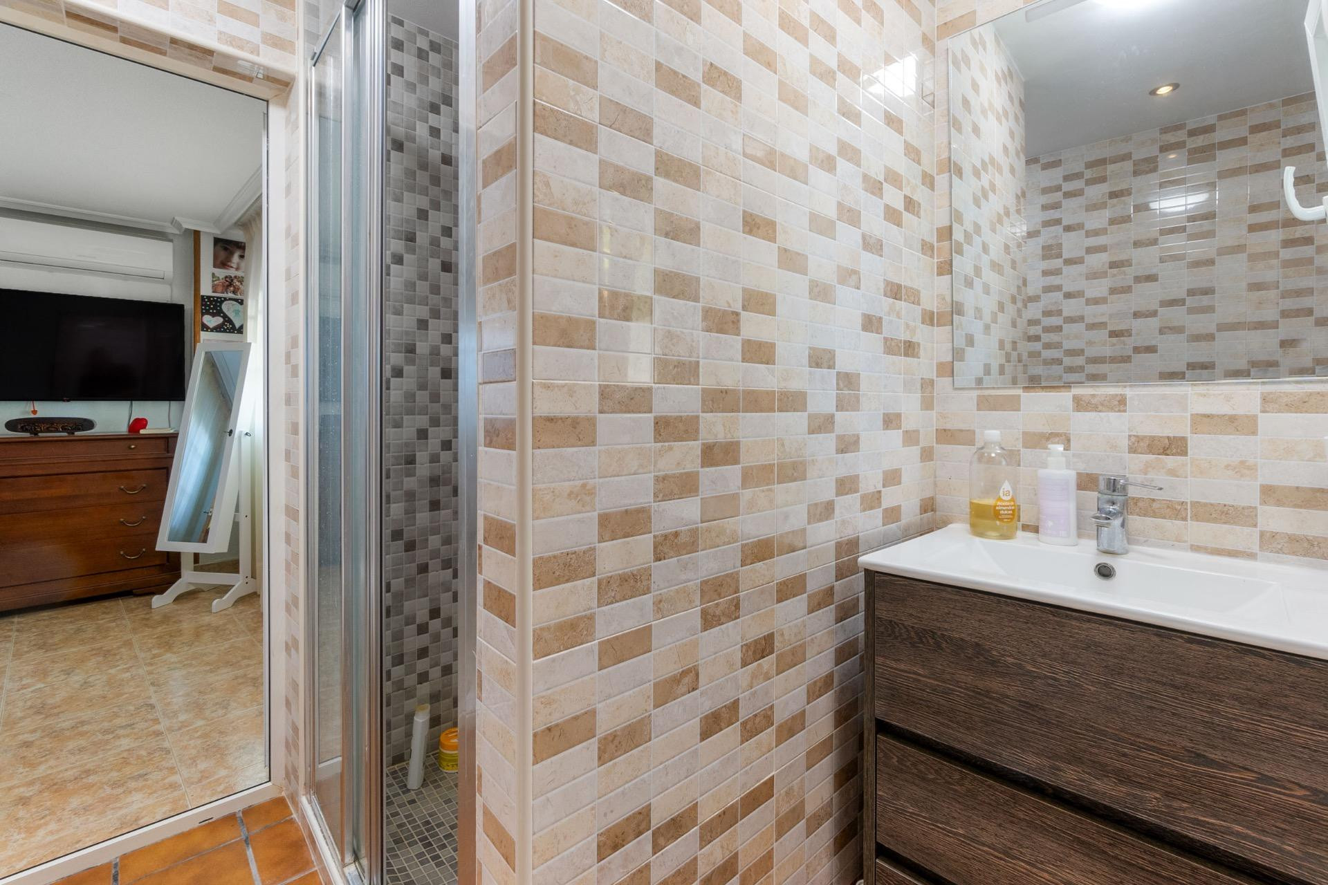 Reventa - Villa independiente - Torrevieja - Los balcones