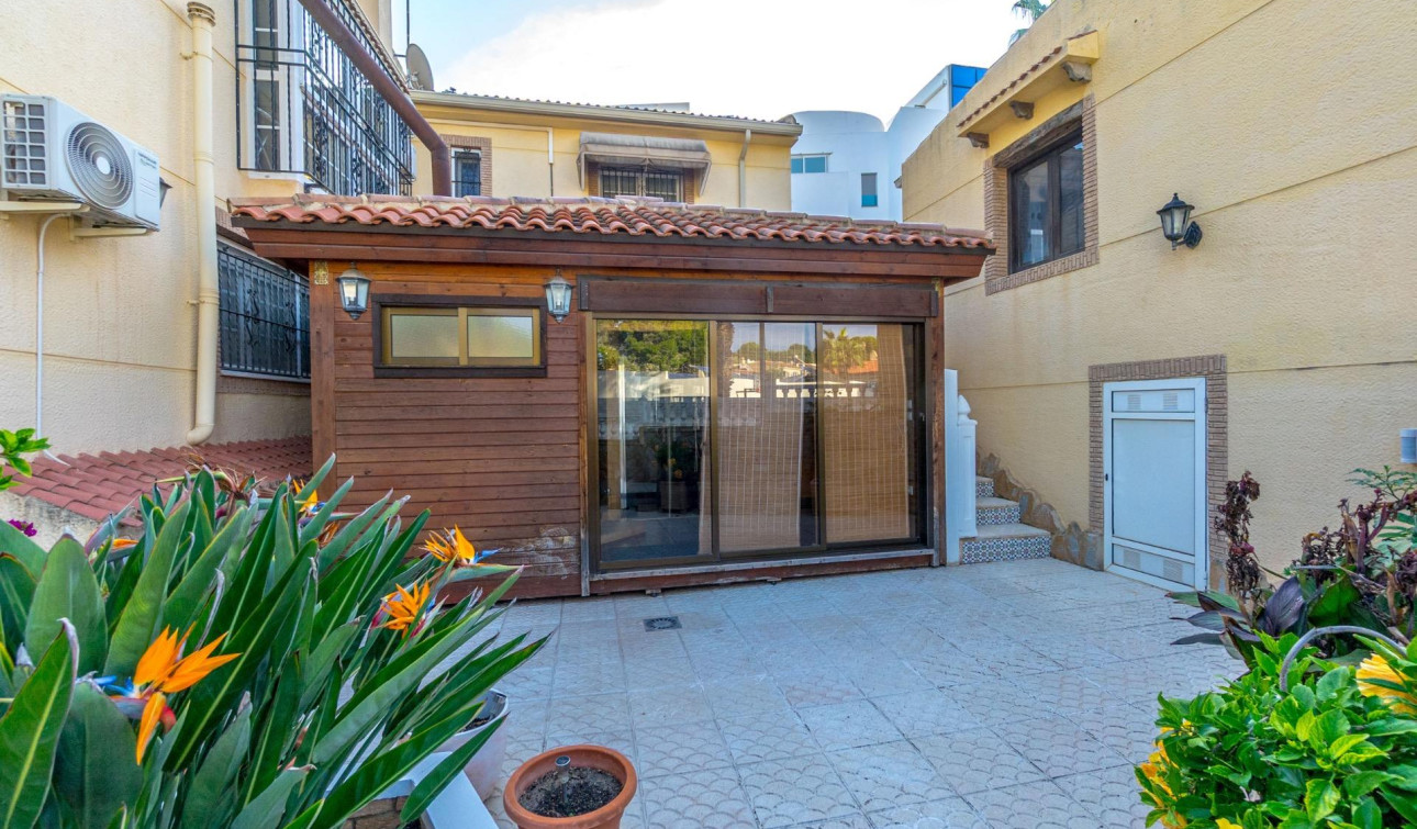 Reventa - Villa independiente - Torrevieja - Los balcones