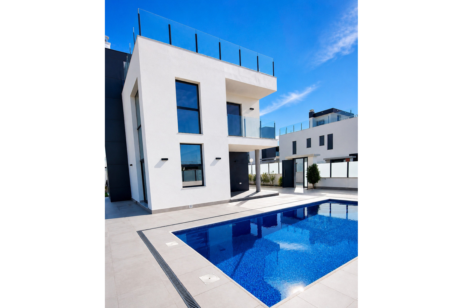 Reventa - Villa independiente - Torrevieja - Los Balcones