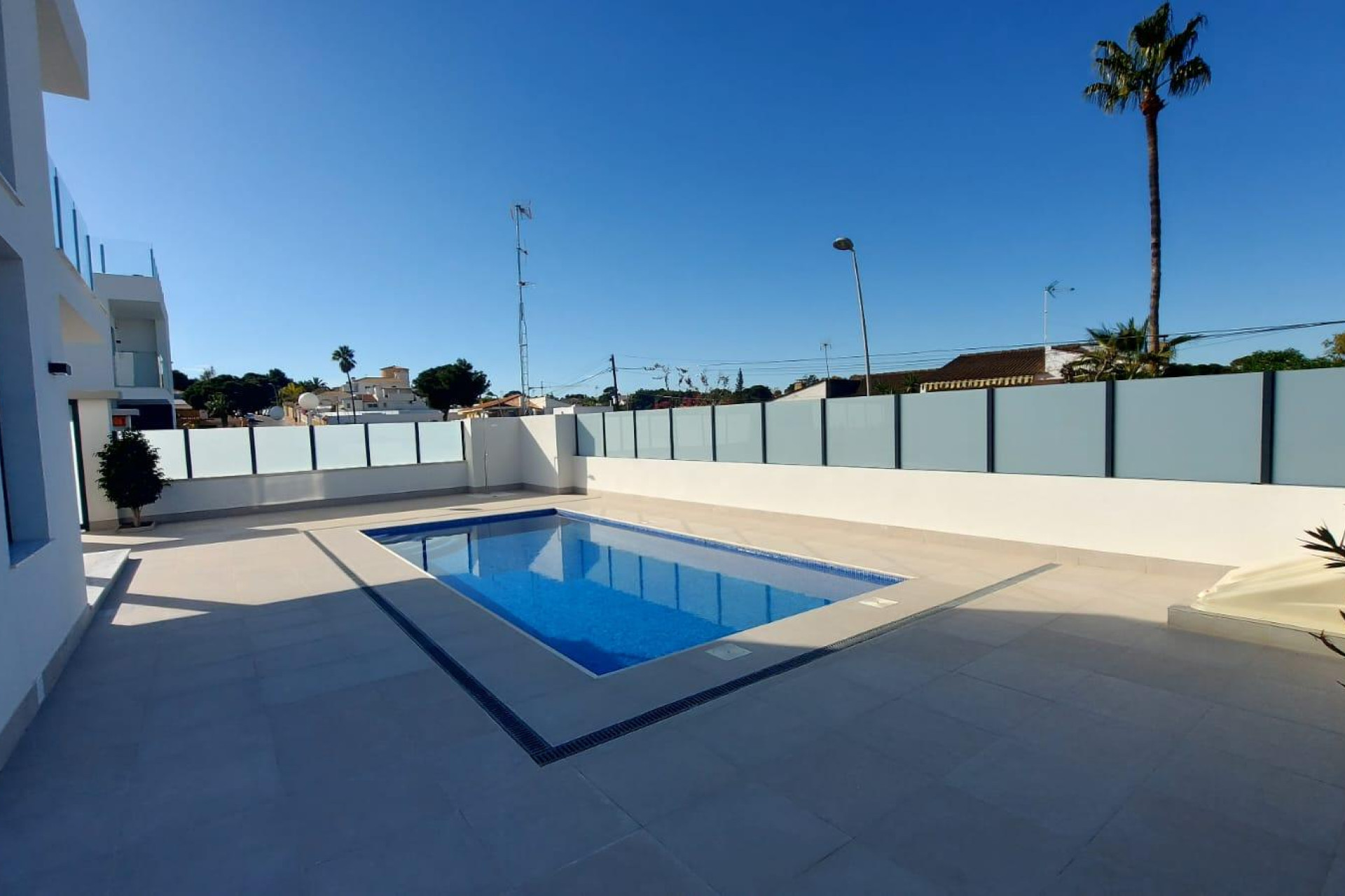 Reventa - Villa independiente - Torrevieja - Los Balcones