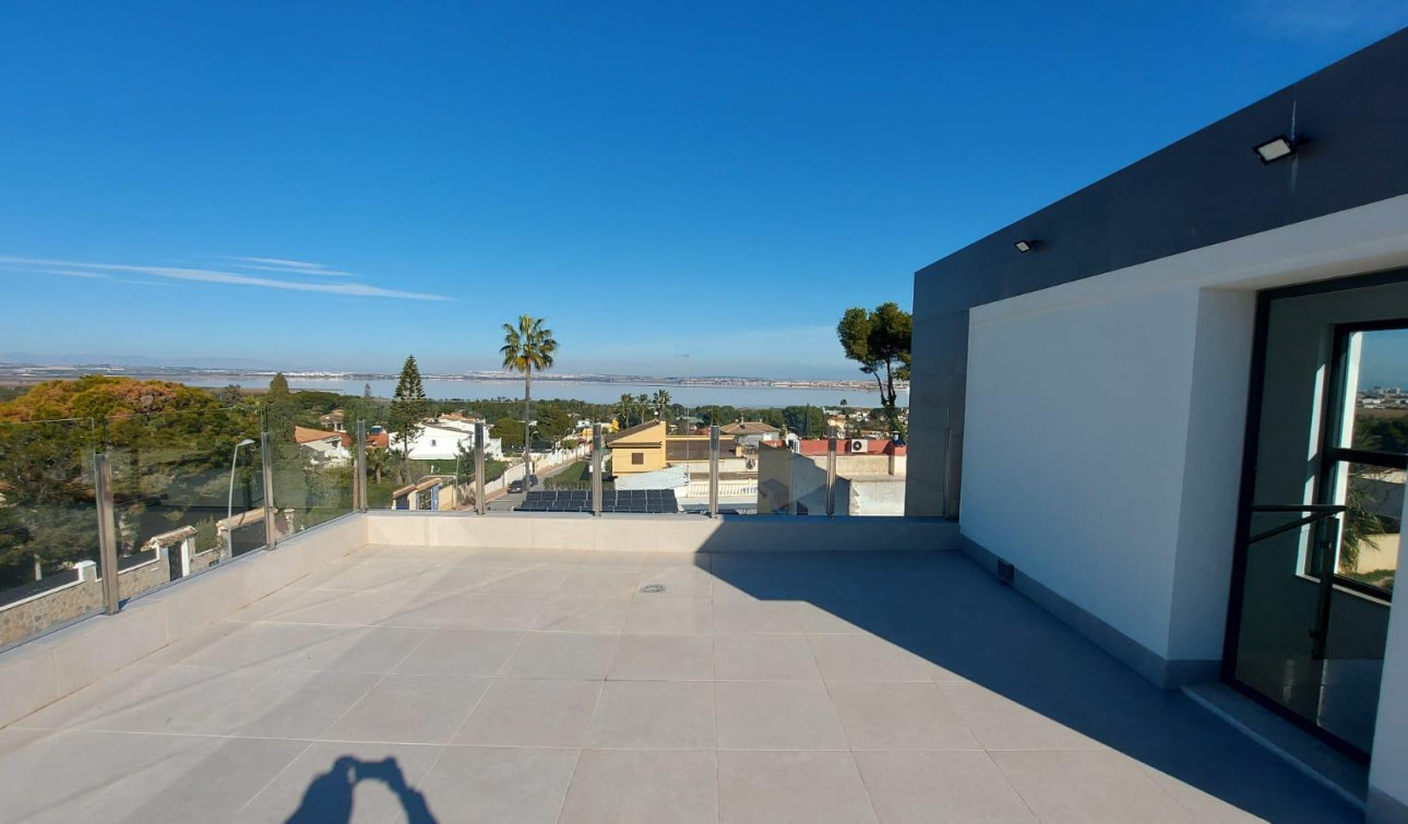 Reventa - Villa independiente - Torrevieja - Los Balcones