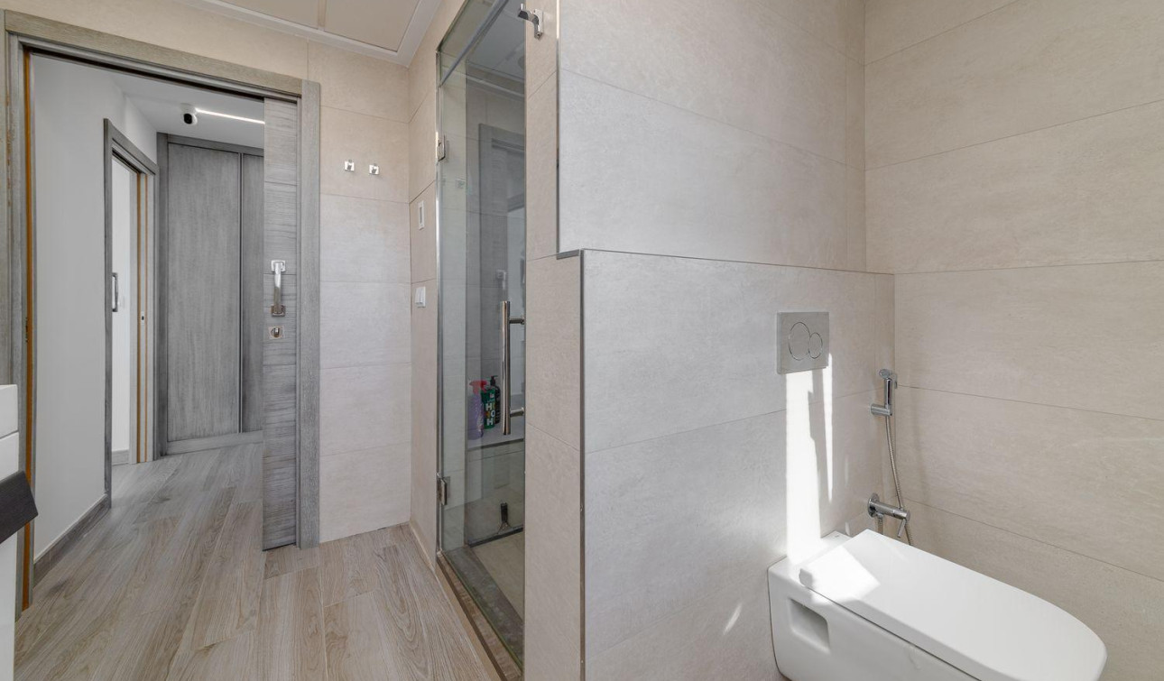 Reventa - Villa independiente - Torrevieja - Los Balcones