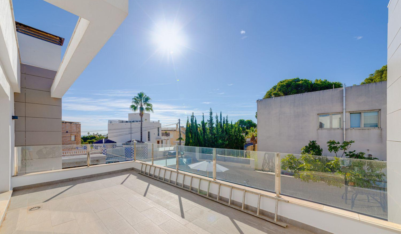 Reventa - Villa independiente - Torrevieja - Los Balcones