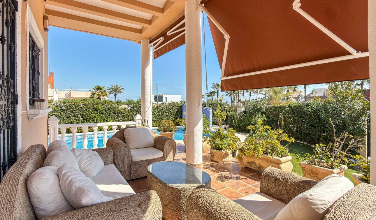 Reventa - Villa independiente - Torrevieja - Torrelamata - La Mata