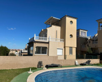 Reventa - Villa independiente - Torrevieja - VILLAMARTIN