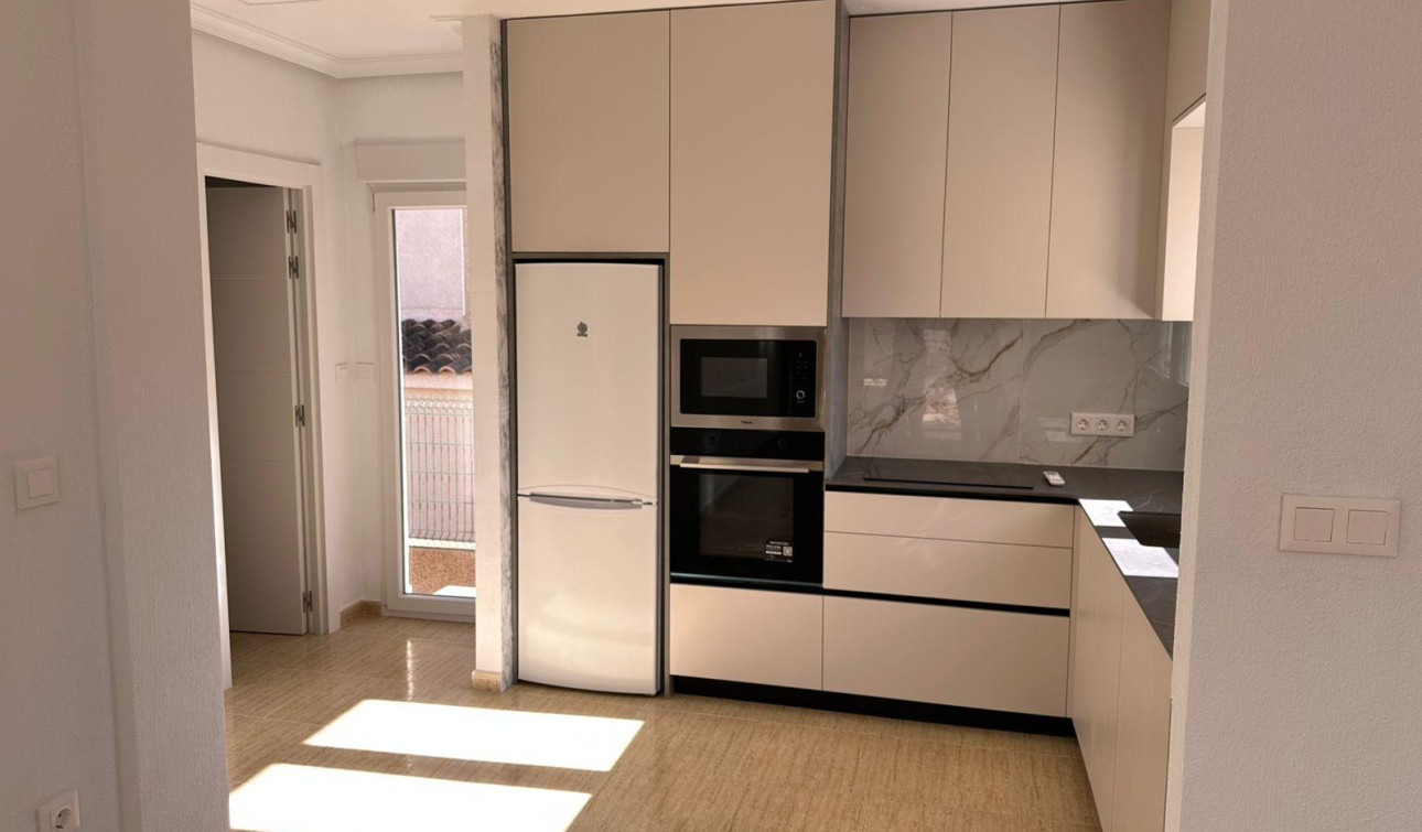 Reventa - Villa independiente - Torrevieja - VILLAMARTIN