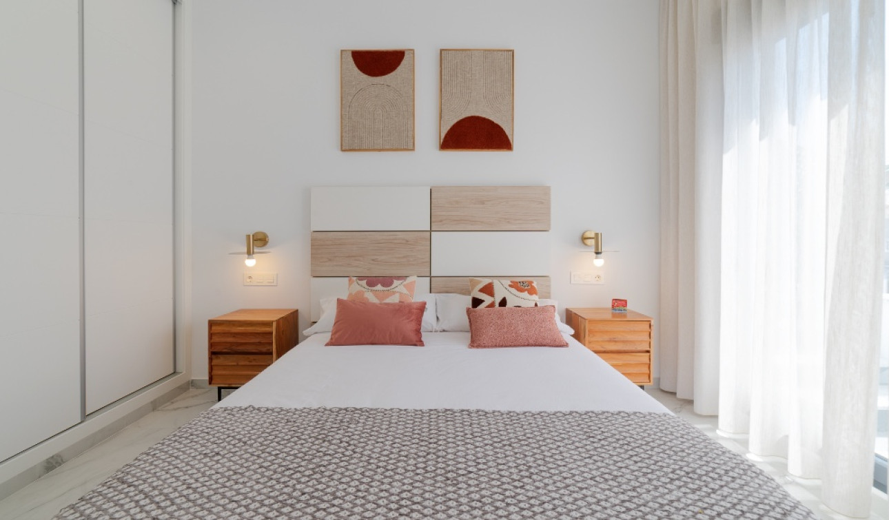 Reventa - Villa independiente - Torrevieja