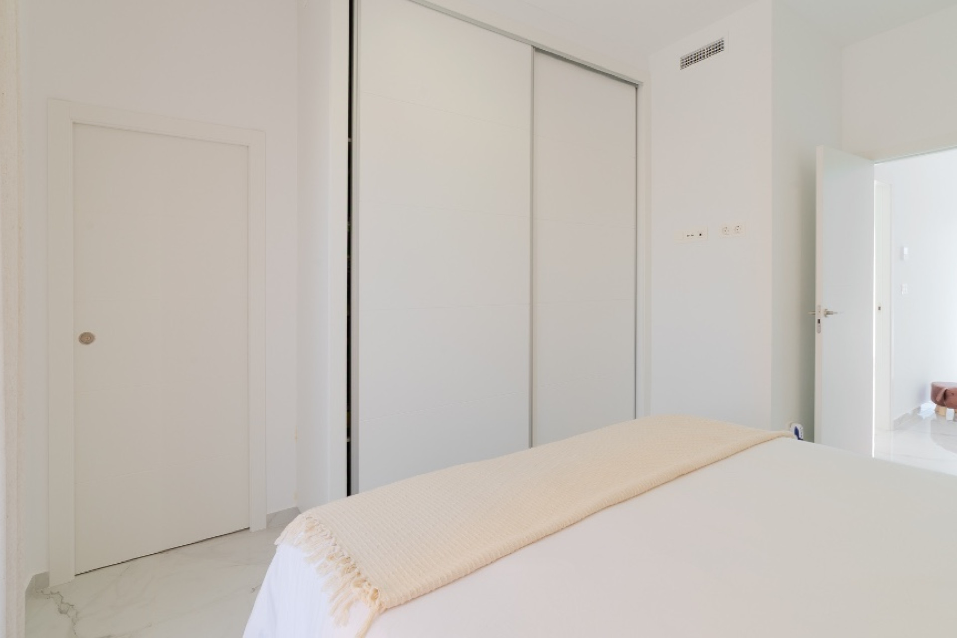 Reventa - Villa independiente - Torrevieja