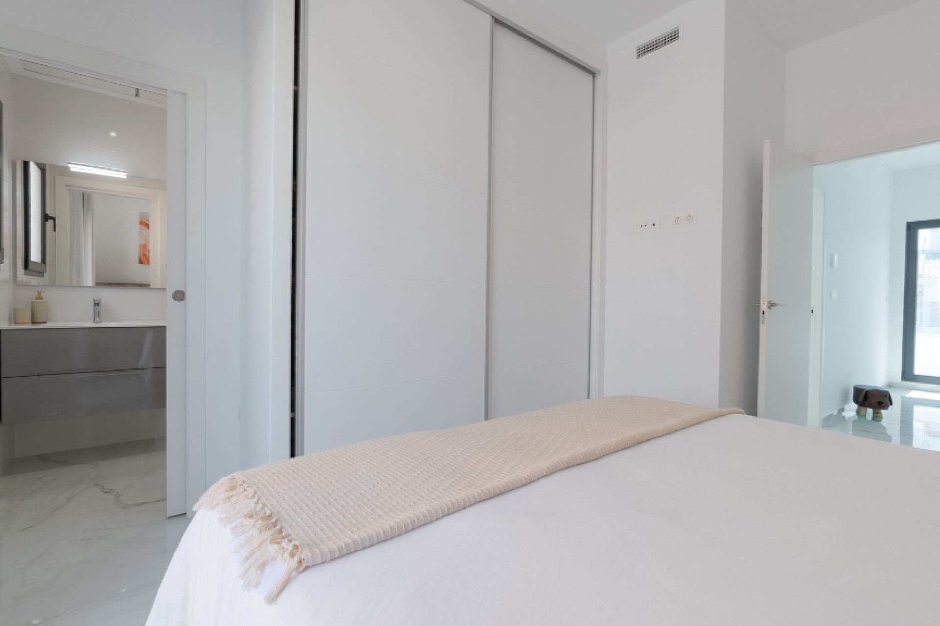 Reventa - Villa independiente - Torrevieja