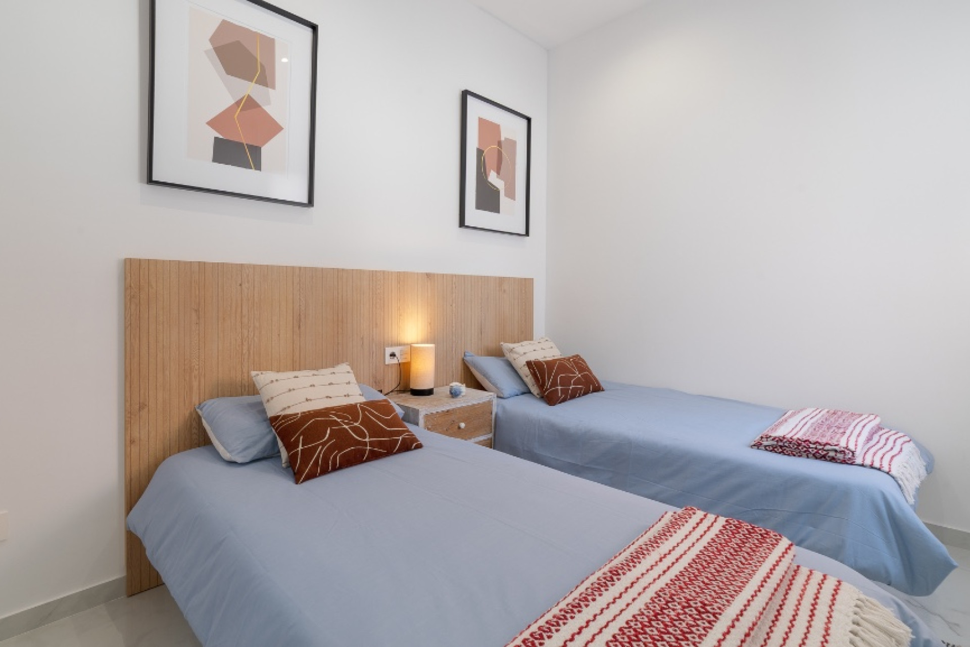 Reventa - Villa independiente - Torrevieja