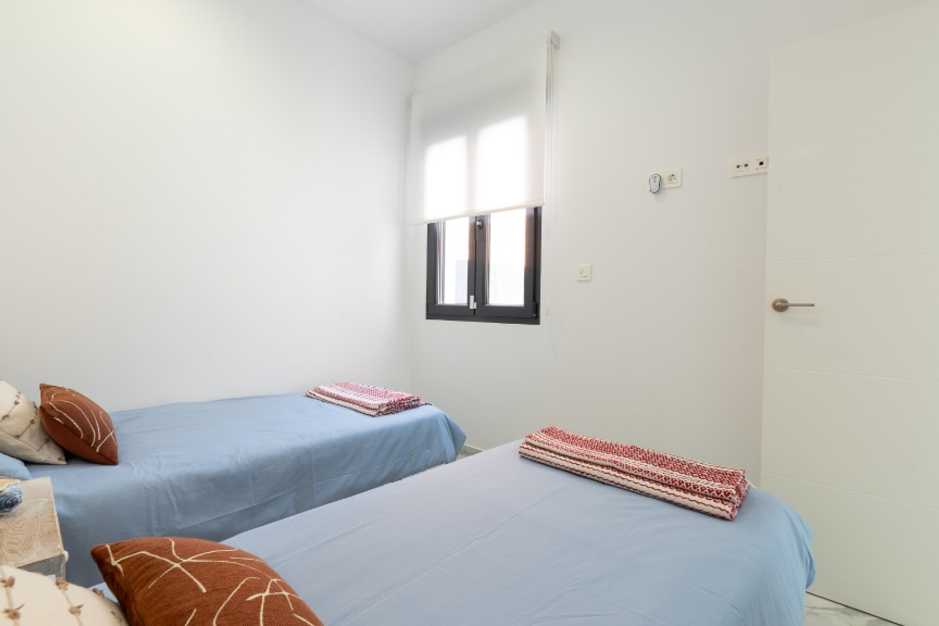 Reventa - Villa independiente - Torrevieja