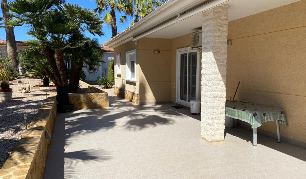 Reventa - Villa independiente - Villamartín - El Galan