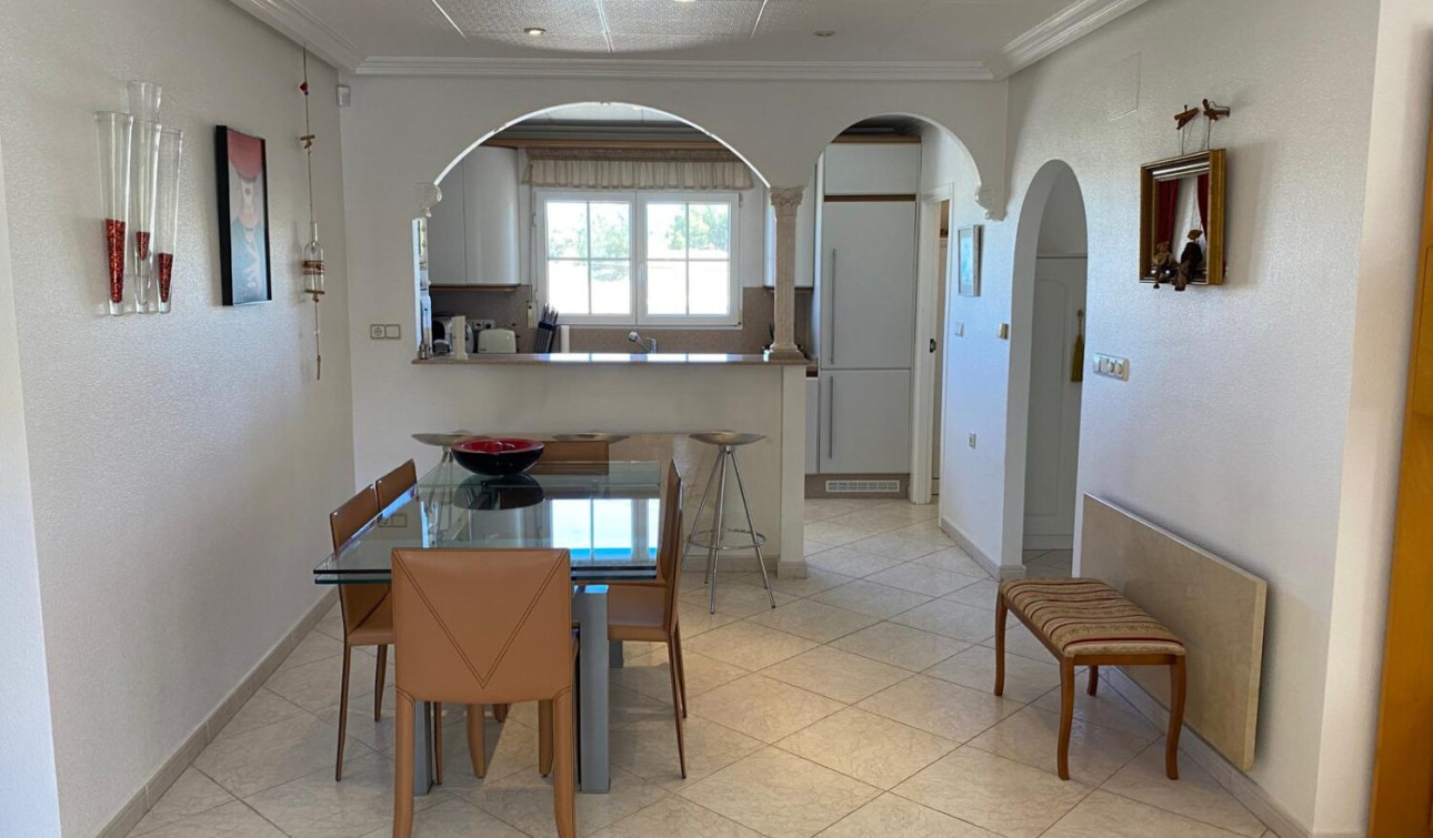 Reventa - Villa independiente - Villamartín - El Galan