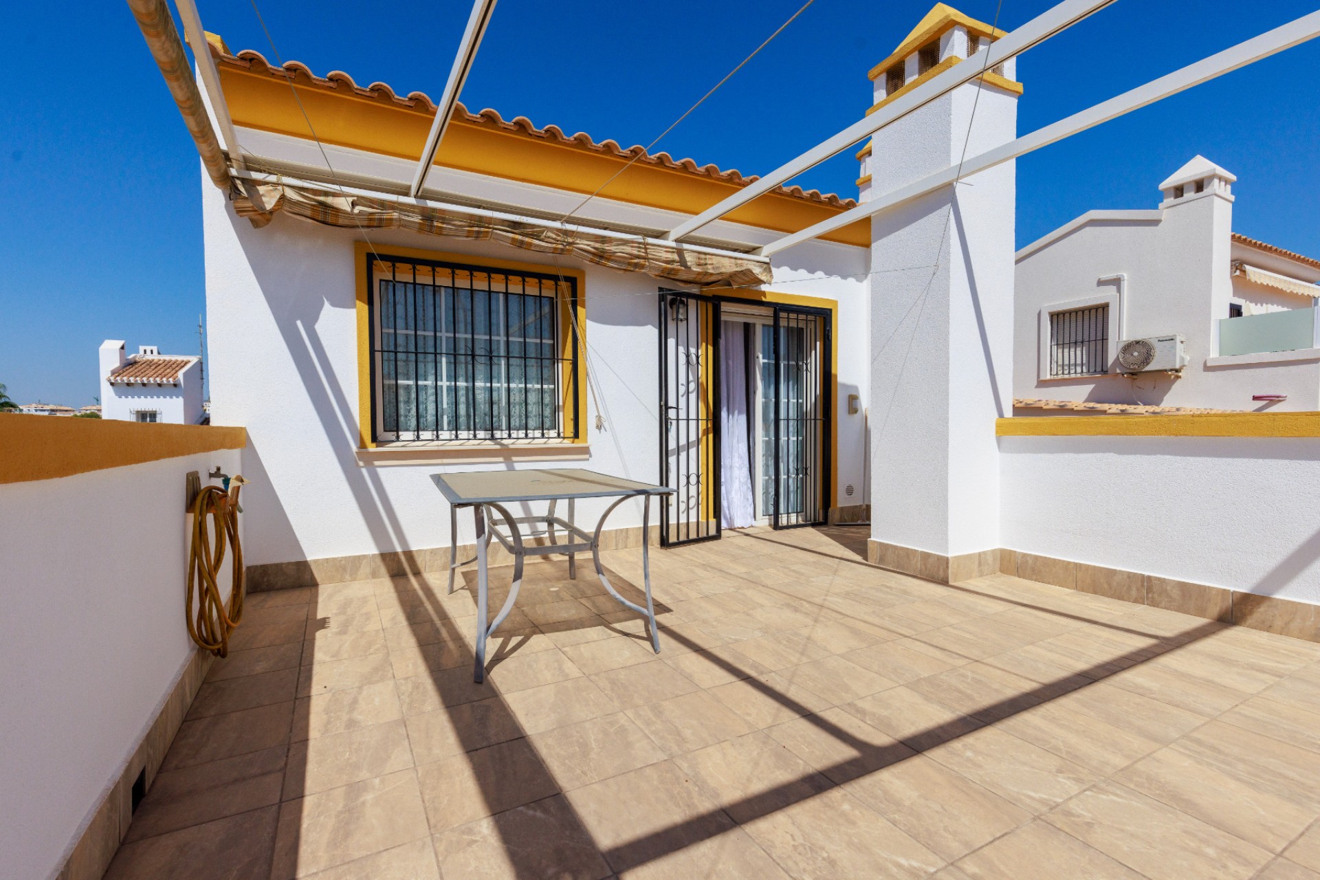 Reventa - Villa independiente - Villamartín - La Rioja