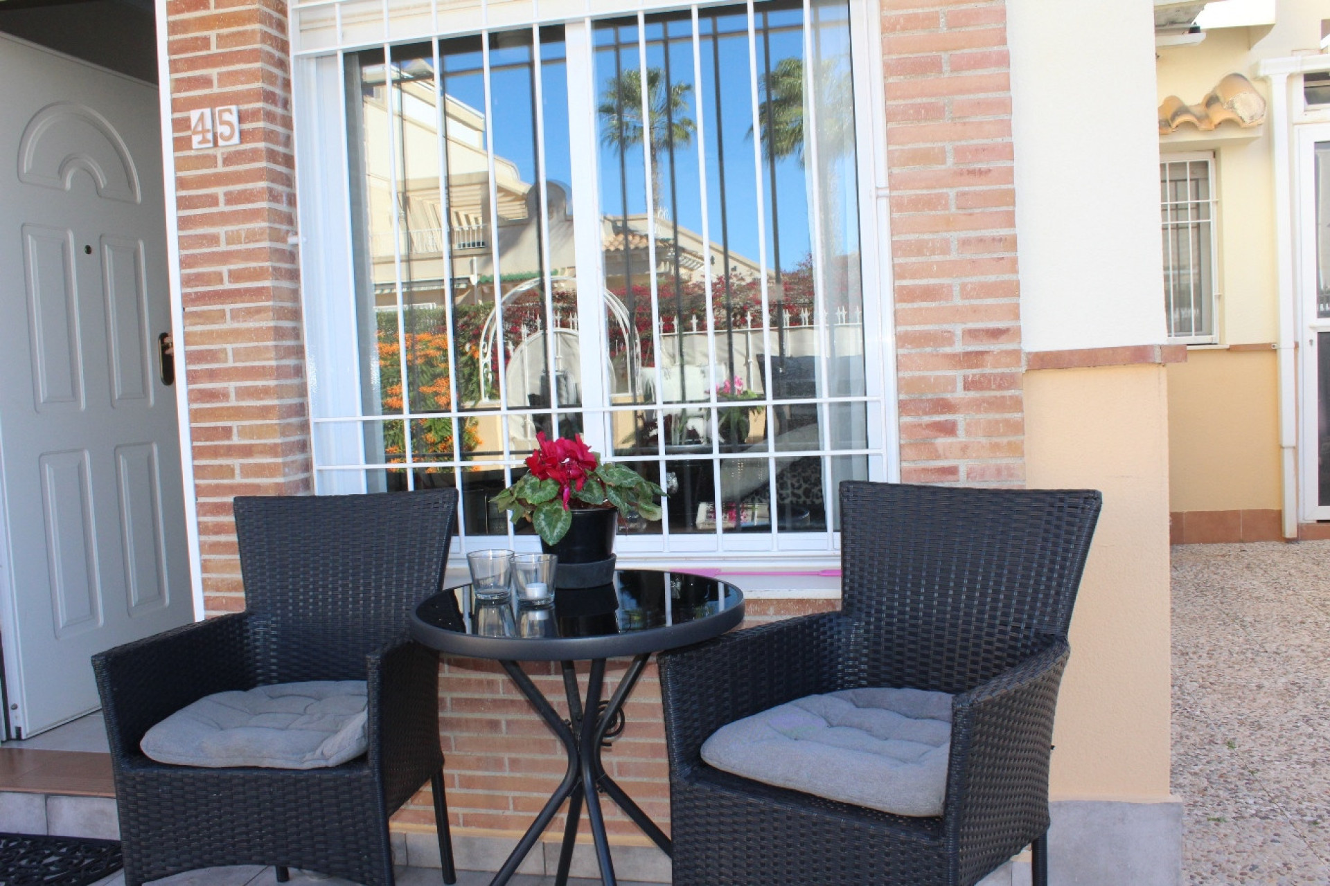 Reventa - Villa independiente - Villamartín - PAU 8