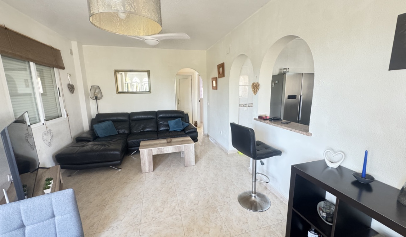 Reventa - Villa independiente - Villamartín