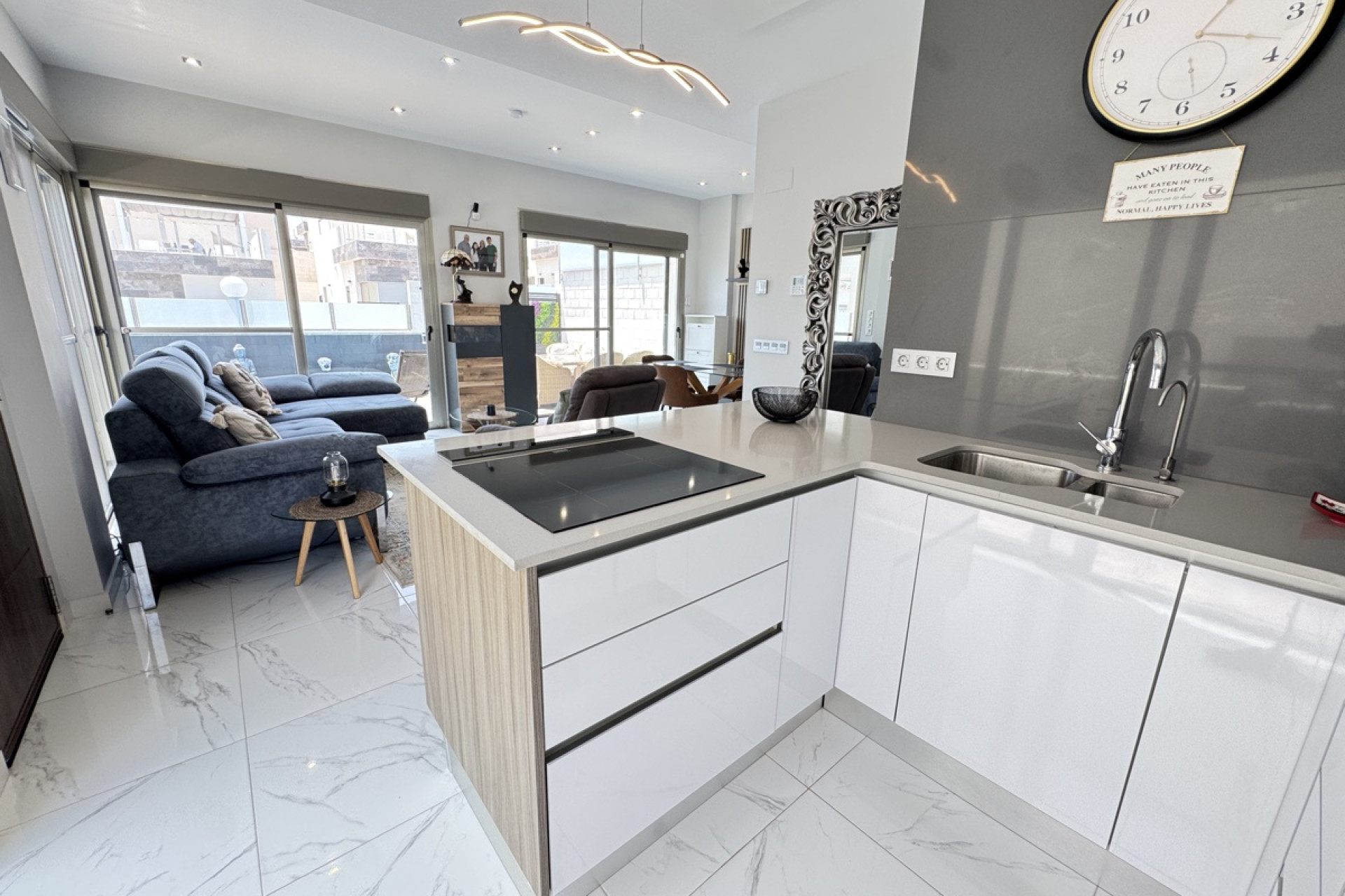 Reventa - Villa independiente - Villamartín