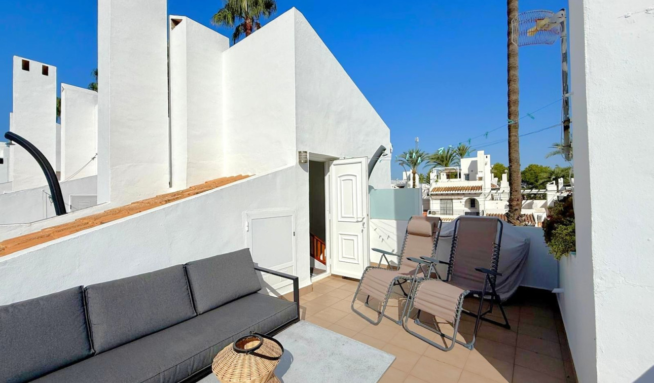 Reventa - Villa independiente - Villamartín