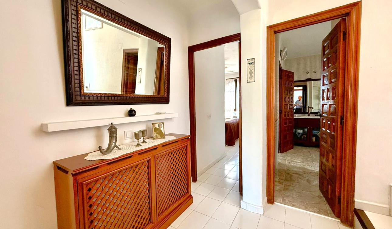 Reventa - Villa independiente - Villamartín