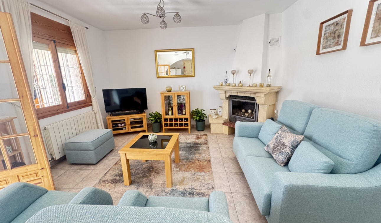 Reventa - Villa independiente - Villamartín