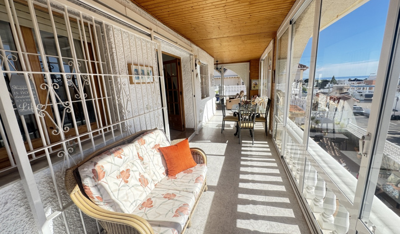 Reventa - Villa independiente - Villamartín