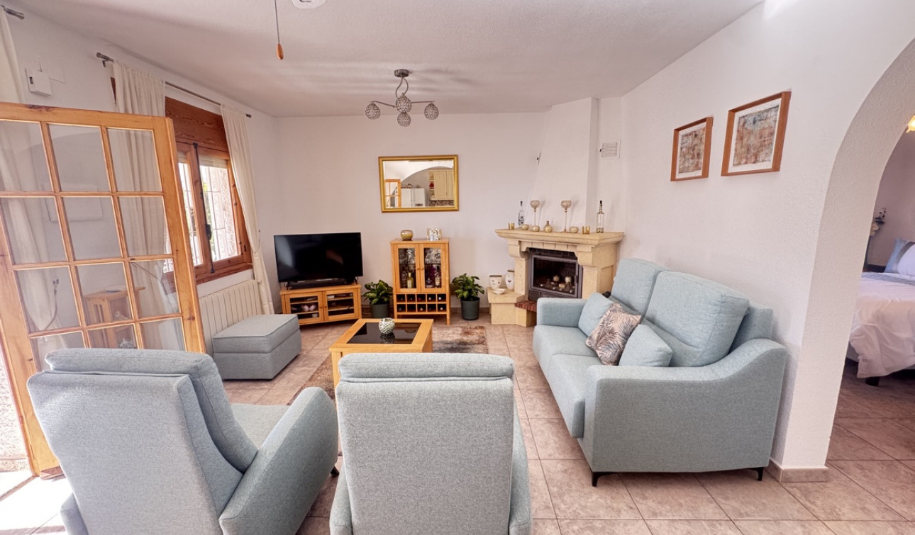 Reventa - Villa independiente - Villamartín