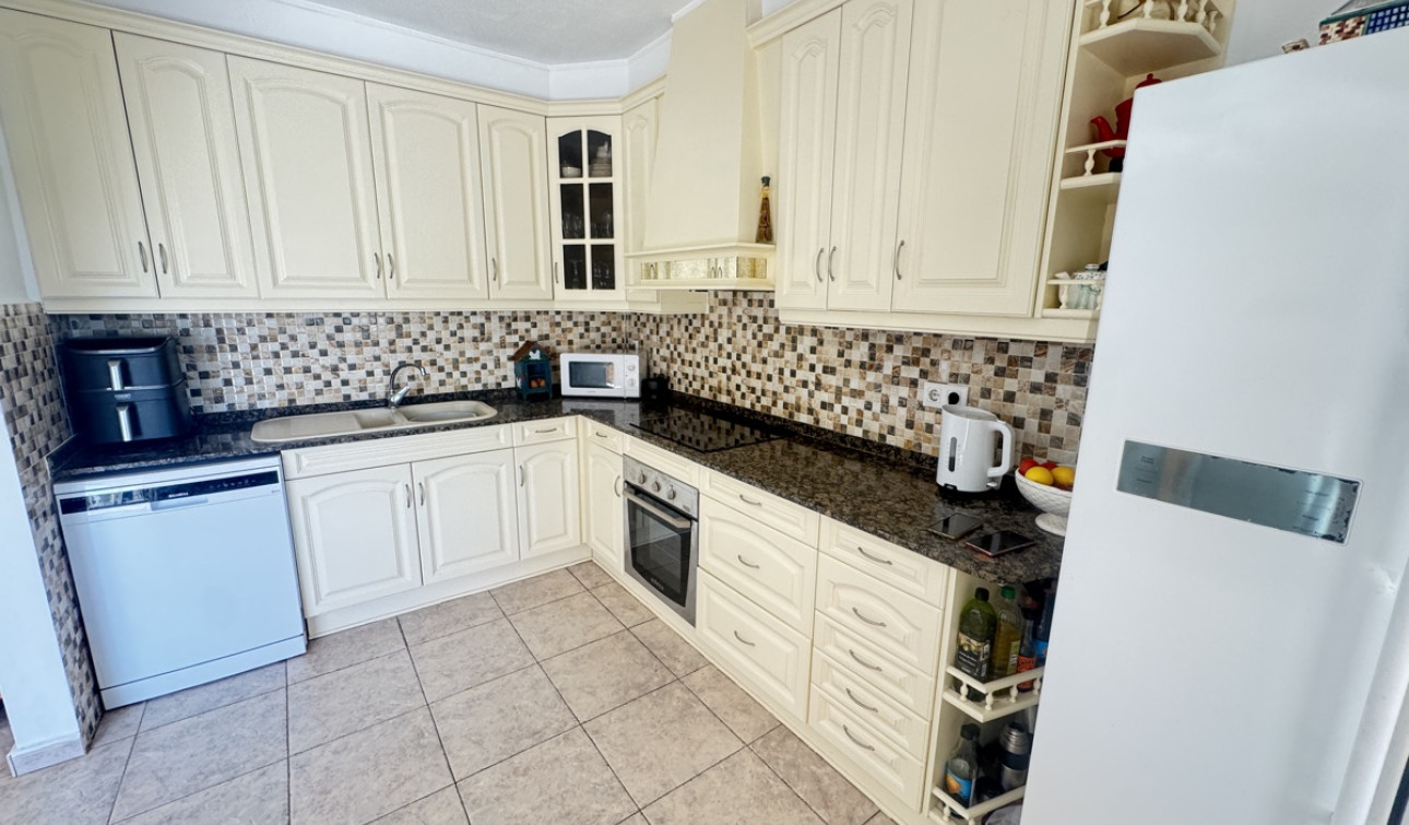 Reventa - Villa independiente - Villamartín