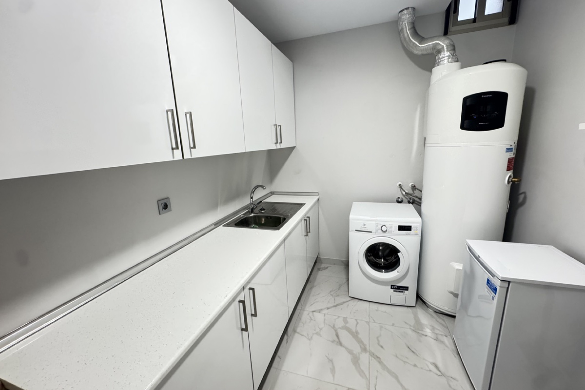 Reventa - Villa independiente - Villamartín