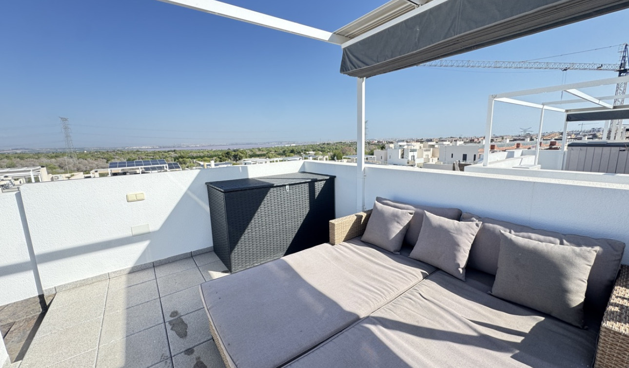 Reventa - Villa independiente - Villamartín