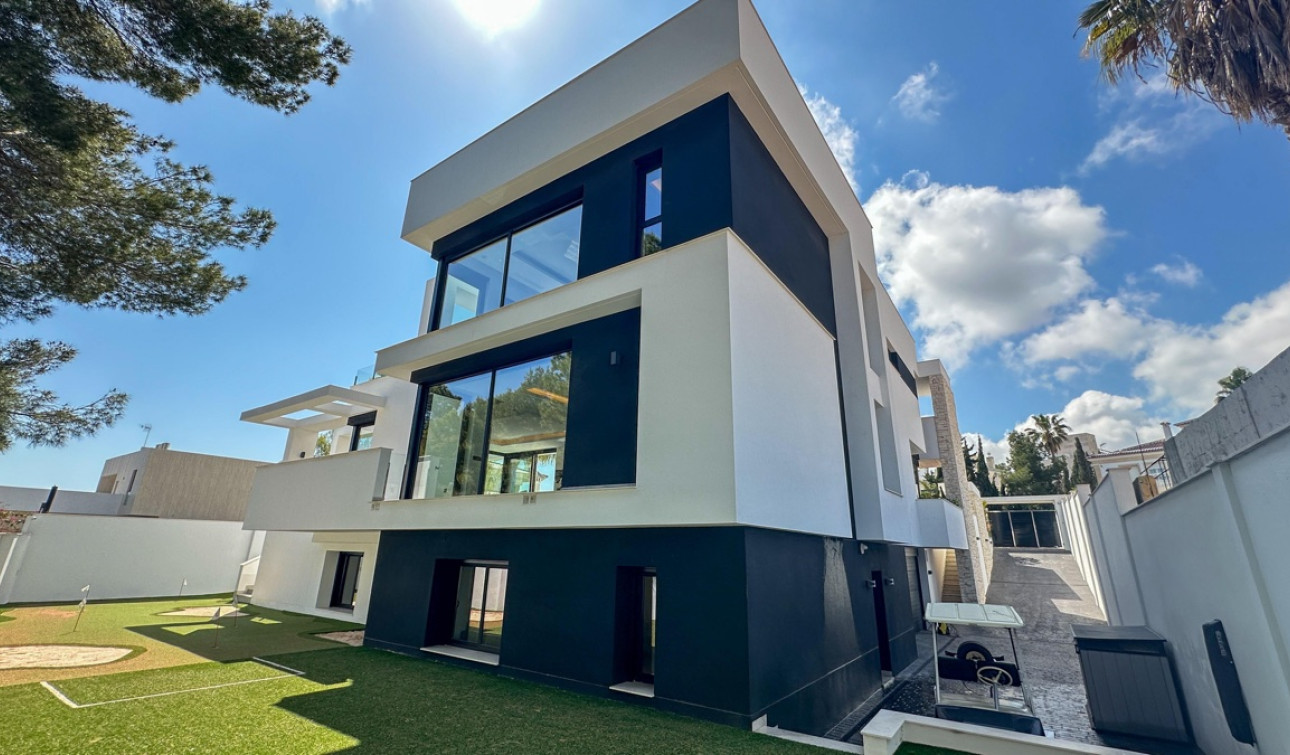 Reventa - Villa independiente - Villamartín