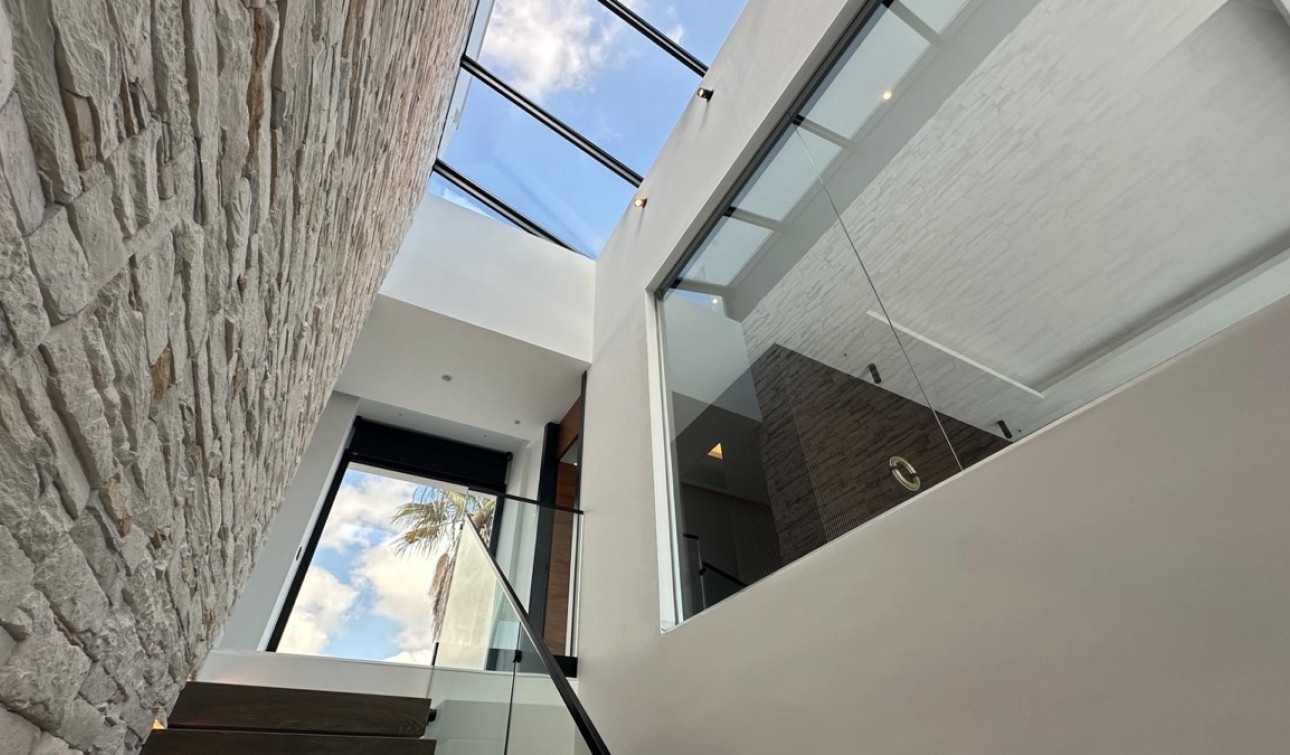 Reventa - Villa independiente - Villamartín