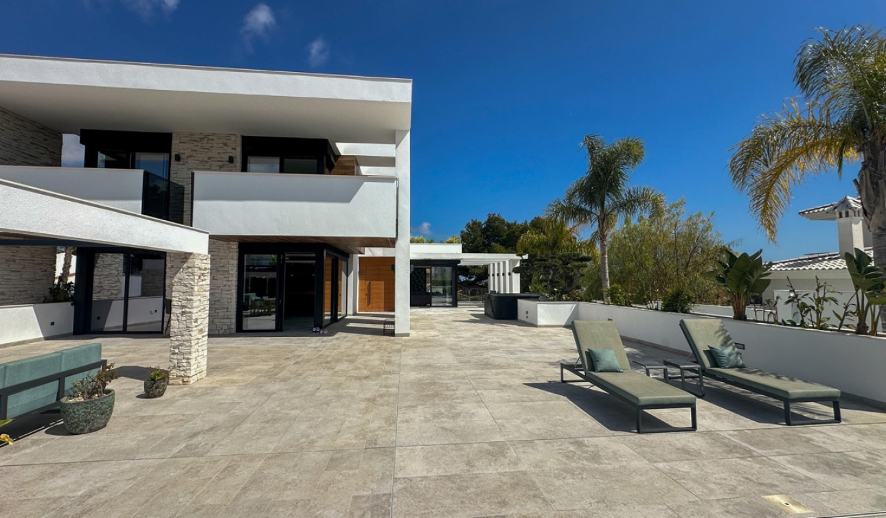 Reventa - Villa independiente - Villamartín