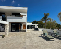 Reventa - Villa independiente - Villamartín