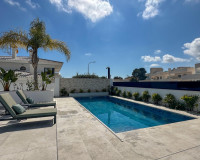 Reventa - Villa independiente - Villamartín