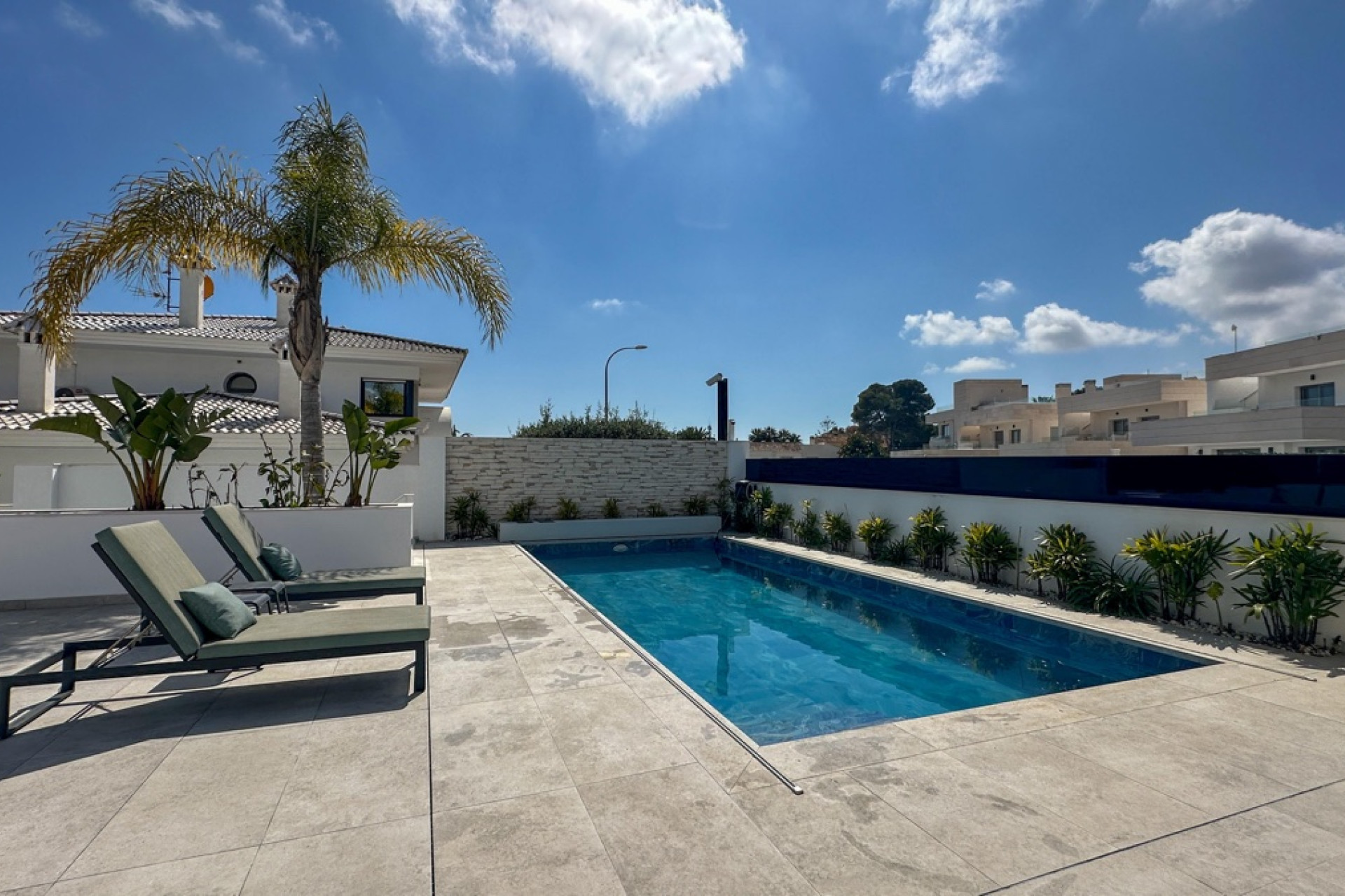 Reventa - Villa independiente - Villamartín