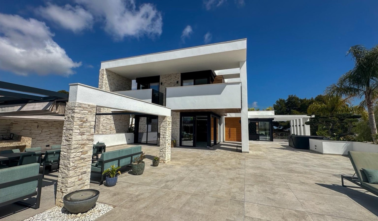 Reventa - Villa independiente - Villamartín
