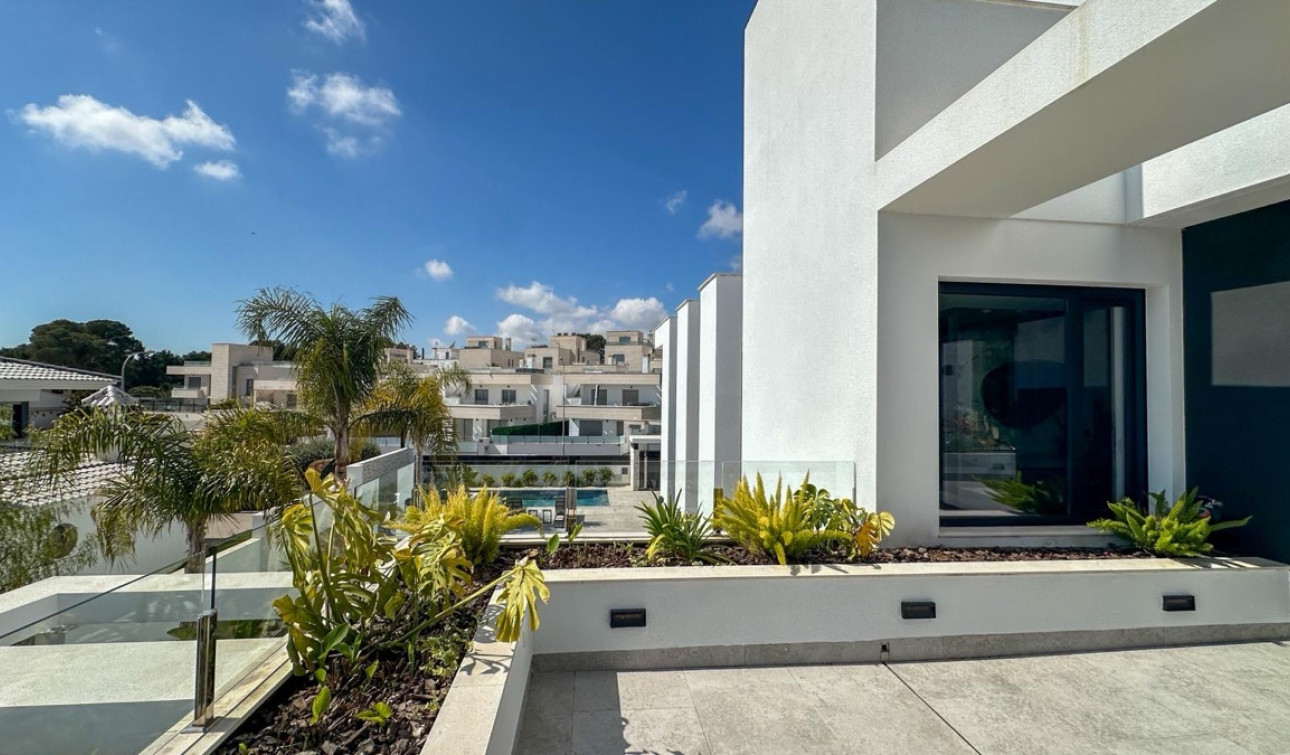 Reventa - Villa independiente - Villamartín