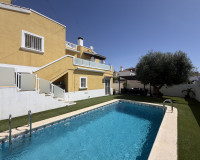 Reventa - Villa independiente - Villamartín