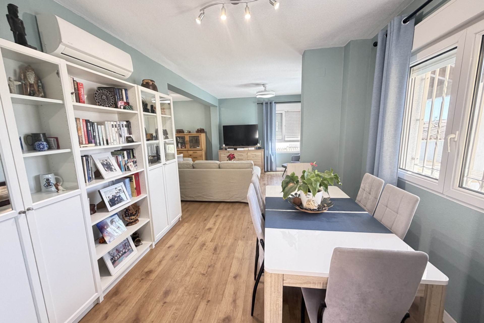 Reventa - Villa independiente - Villamartín