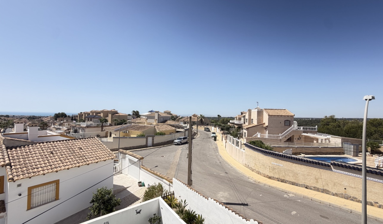 Reventa - Villa independiente - Villamartín